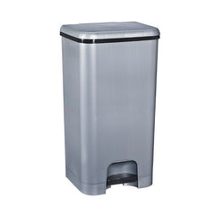 PAPELERA PEDAL CLASS 37L PLATA 003102